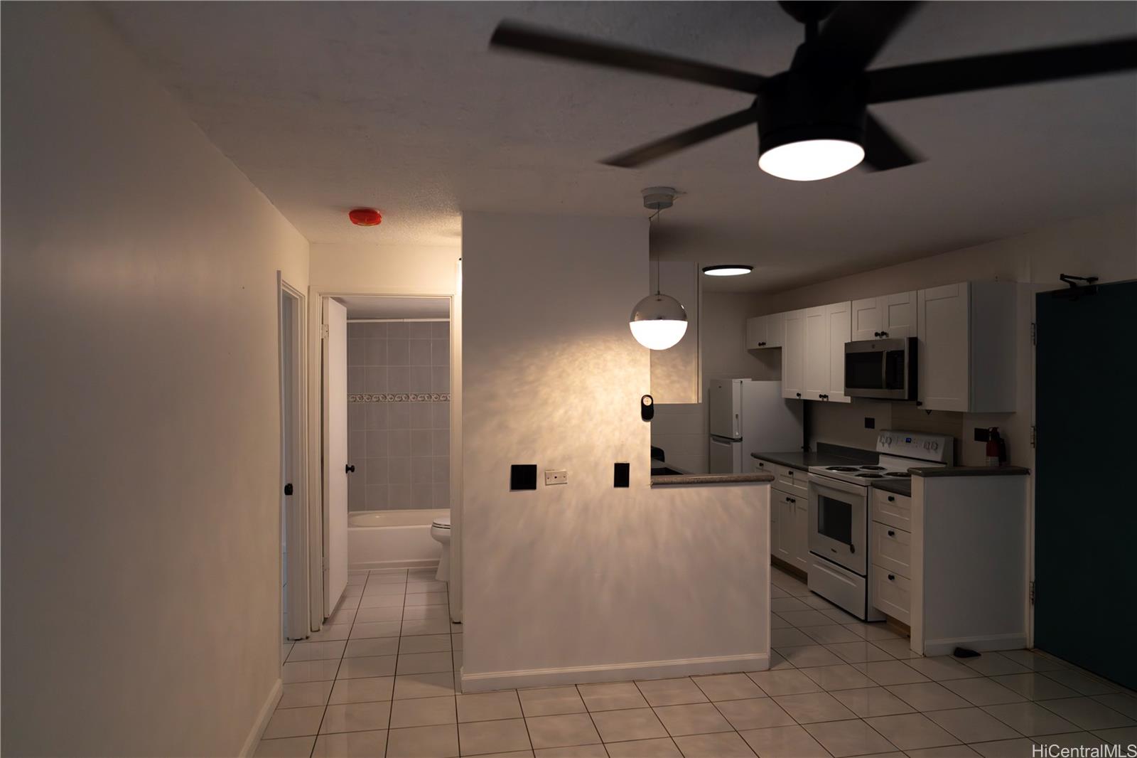 1260 Richard Ln condo # 106, Honolulu, Hawaii - photo 3 of 21