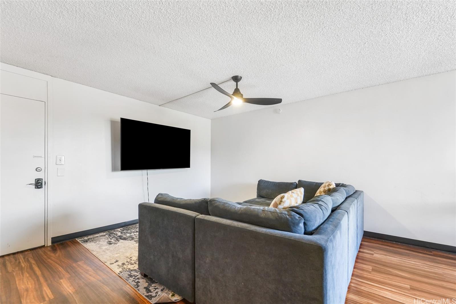 1260 Richard Ln condo # 410, Honolulu, Hawaii - photo 13 of 21