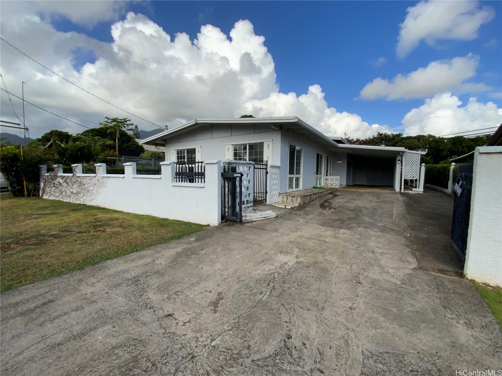 1250 Ulupuni St Kailua - Rental - photo 2 of 22