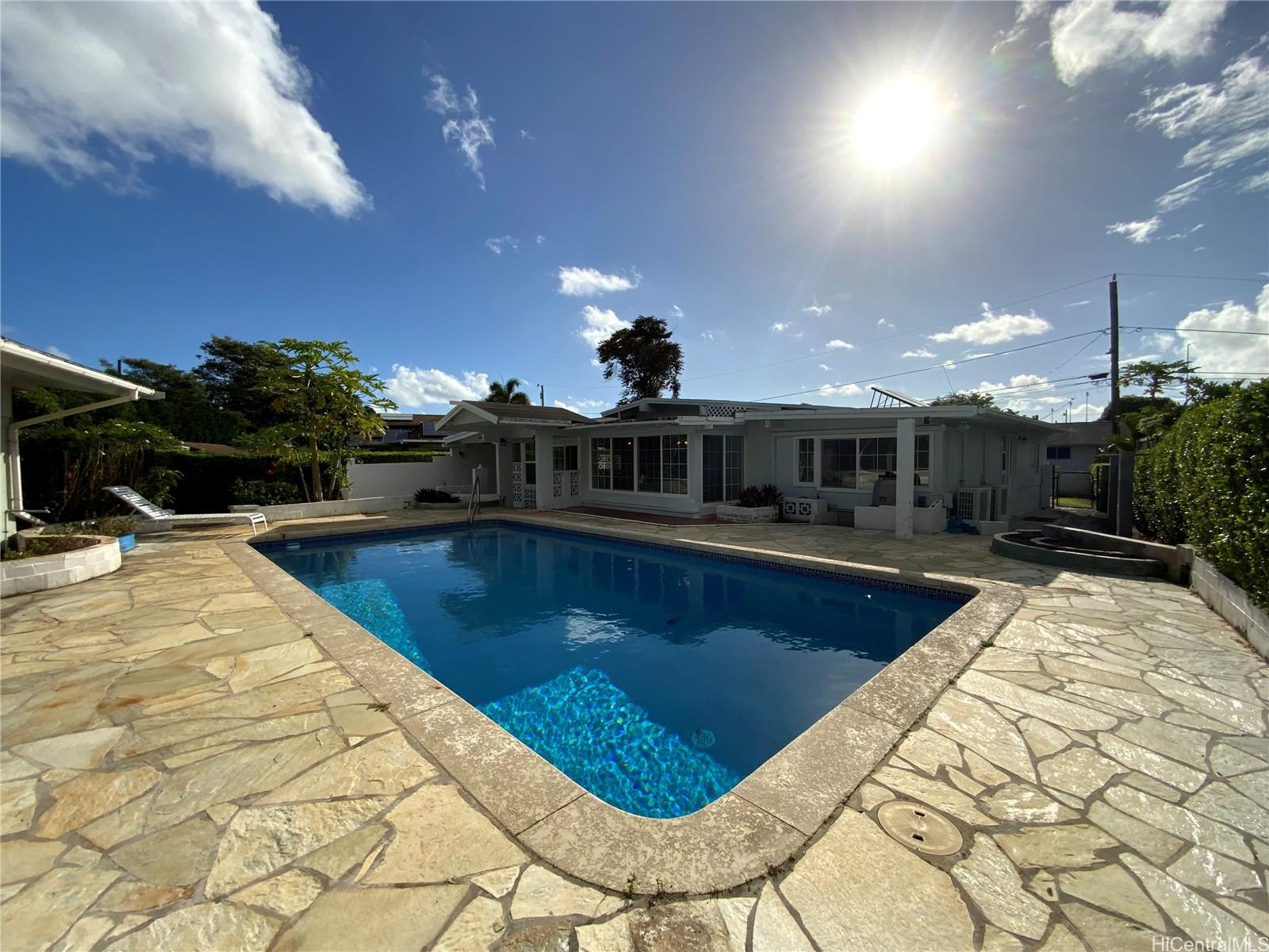1250 Ulupuni St Kailua - Rental - photo 19 of 22