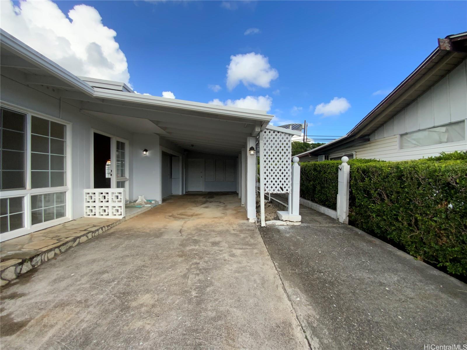 1250 Ulupuni St Kailua - Rental - photo 3 of 22