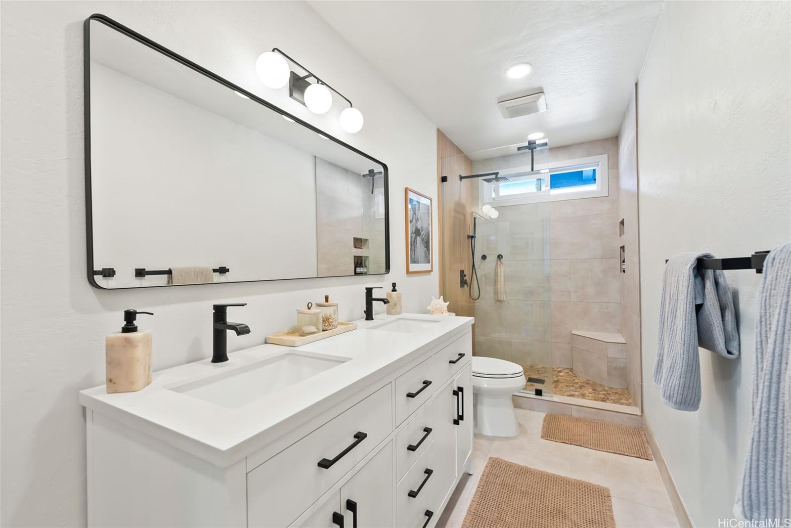 1255  Mokuhano Street Kalama Valley, Hawaii Kai home - photo 11 of 25