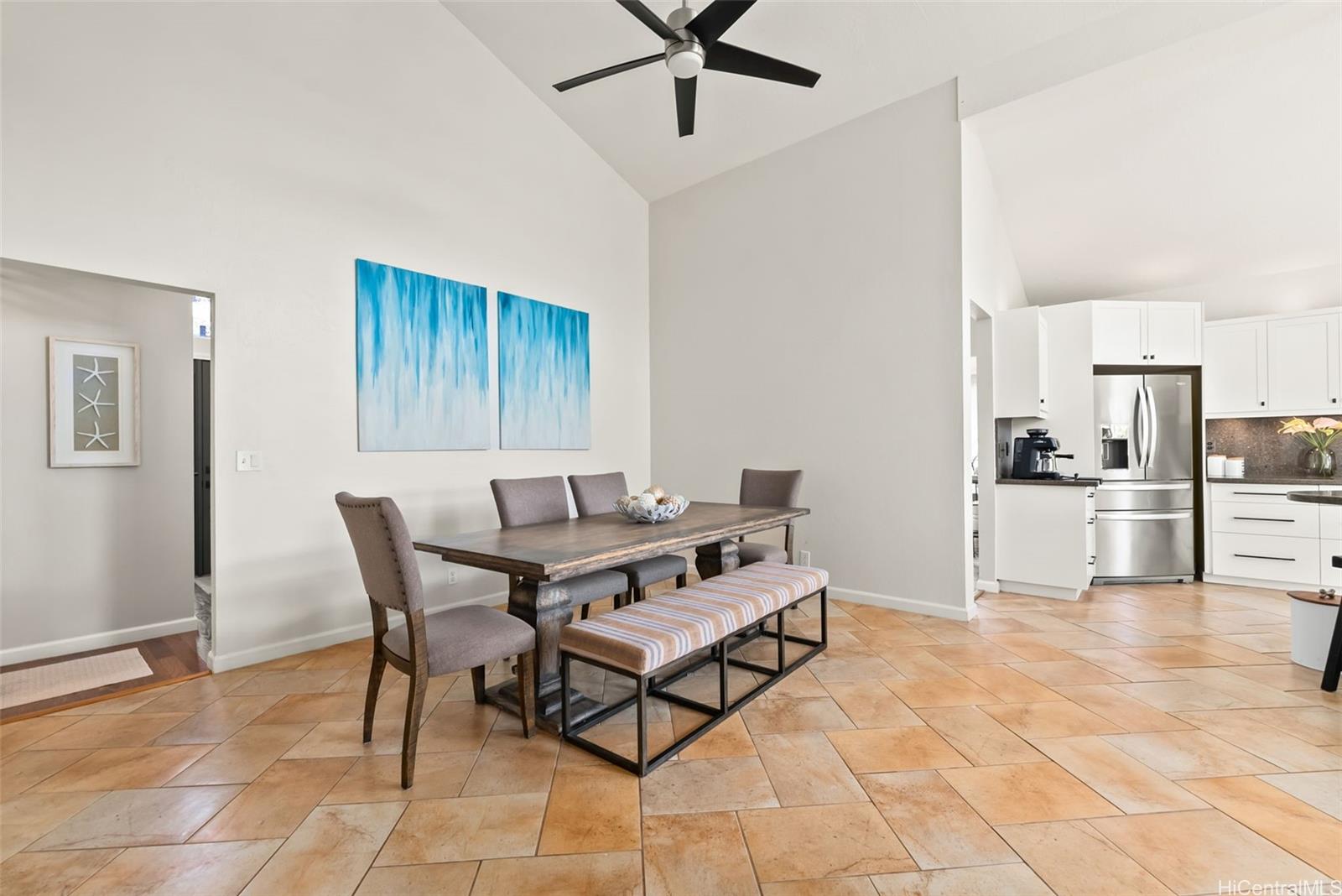 1255  Mokuhano Street Kalama Valley, Hawaii Kai home - photo 15 of 25