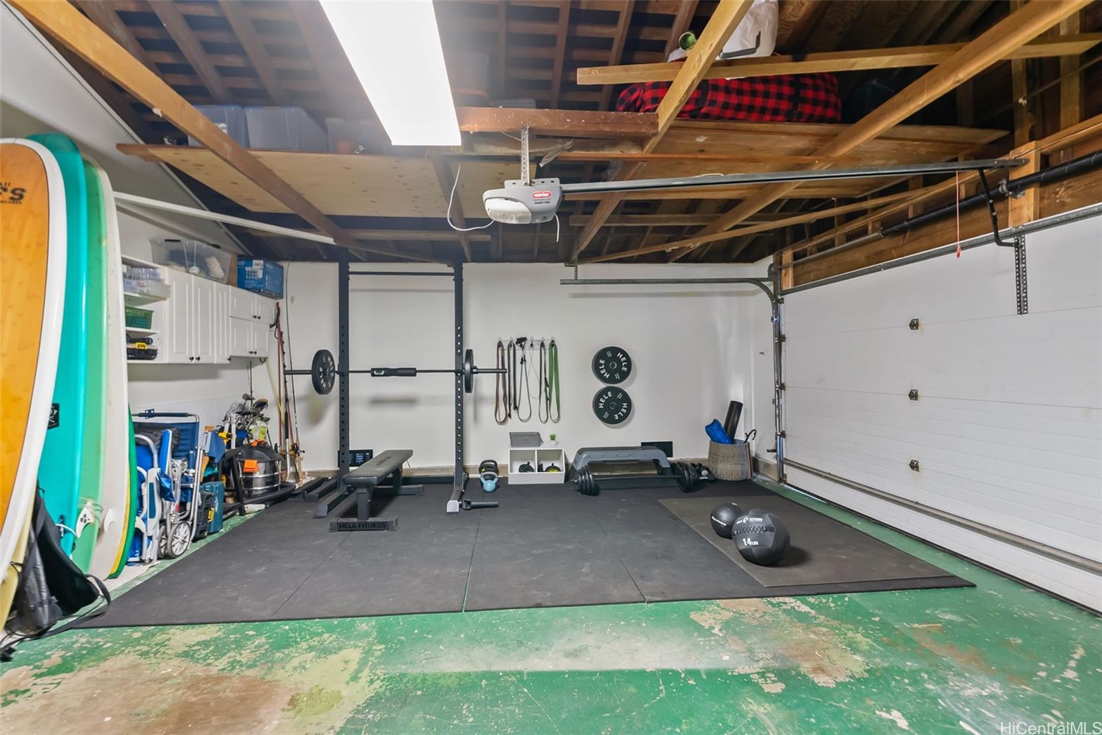 1255  Mokuhano Street Kalama Valley, Hawaii Kai home - photo 20 of 25