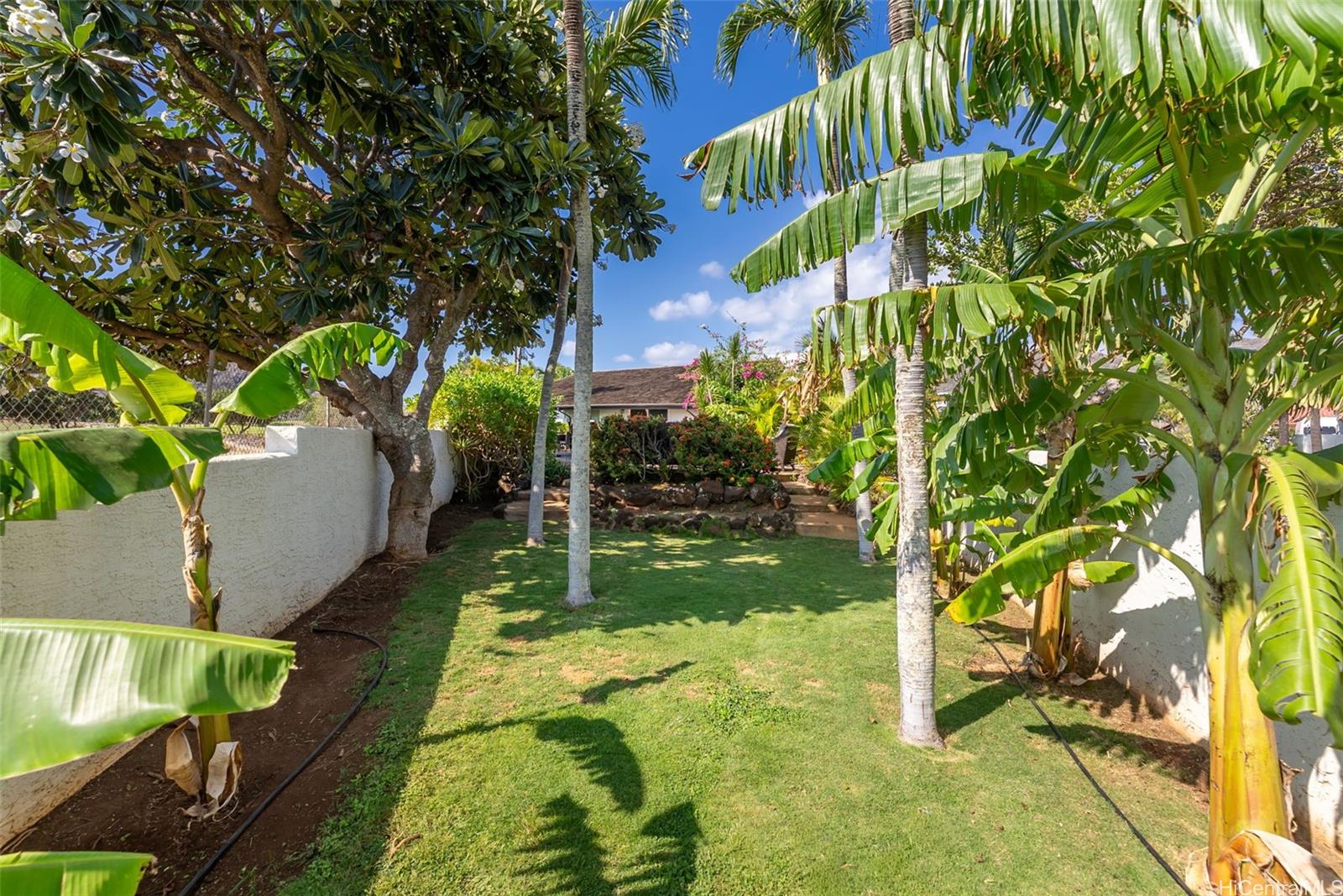 1255  Mokuhano Street Kalama Valley, Hawaii Kai home - photo 25 of 25