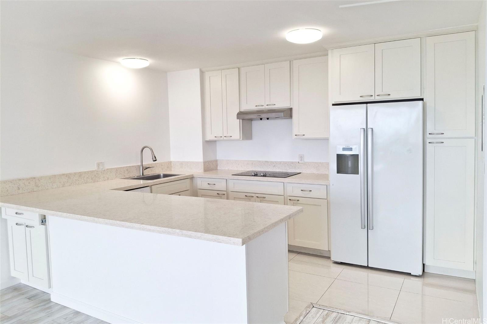 Kukui Plaza condo # 3002, Honolulu, Hawaii - photo 2 of 14