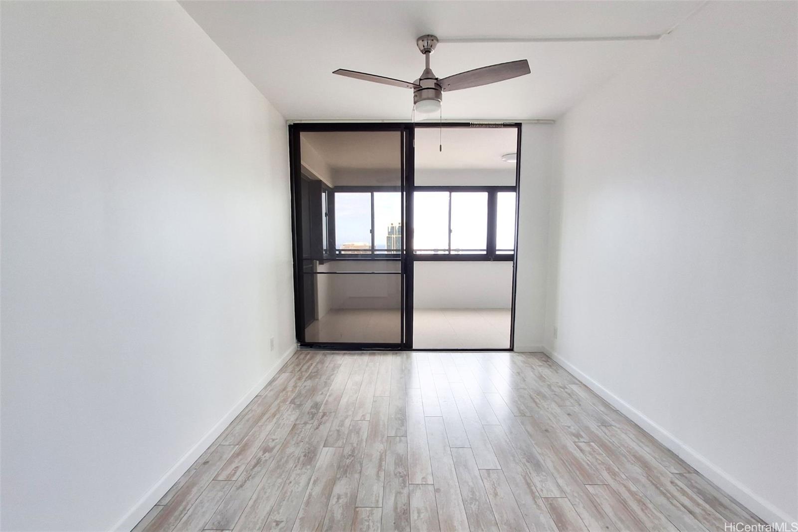 Kukui Plaza condo # 3002, Honolulu, Hawaii - photo 7 of 14