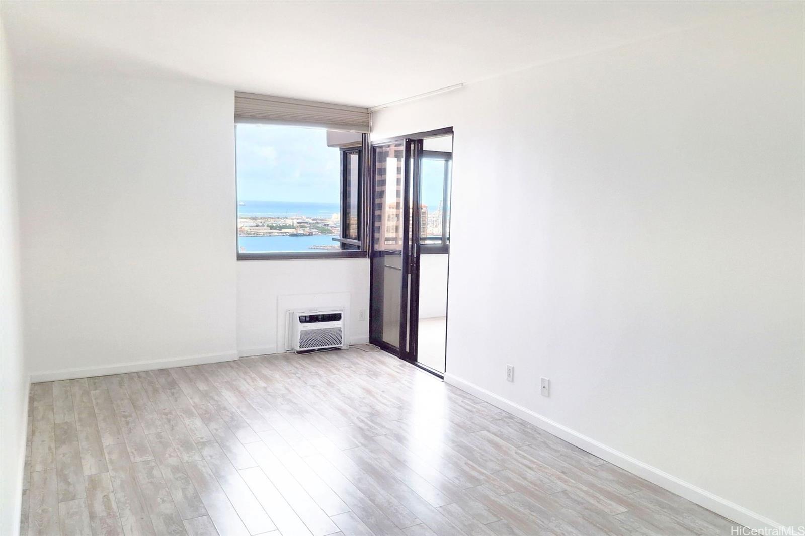 Kukui Plaza condo # 3002, Honolulu, Hawaii - photo 8 of 14