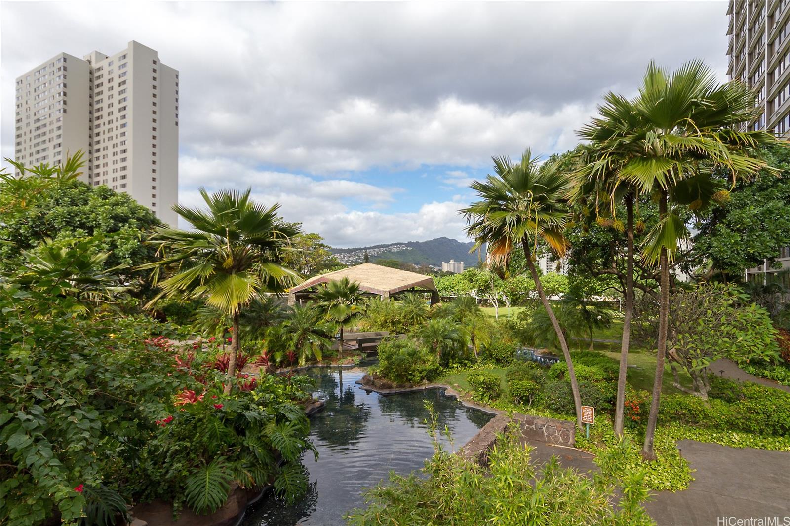 Kukui Plaza condo # E1313, Honolulu, Hawaii - photo 17 of 25