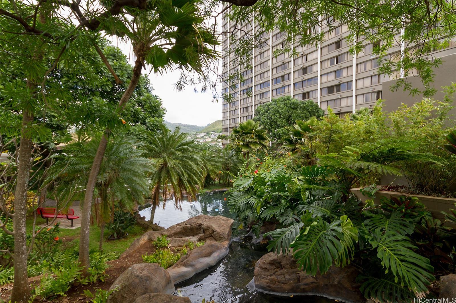 Kukui Plaza condo # E1313, Honolulu, Hawaii - photo 19 of 25