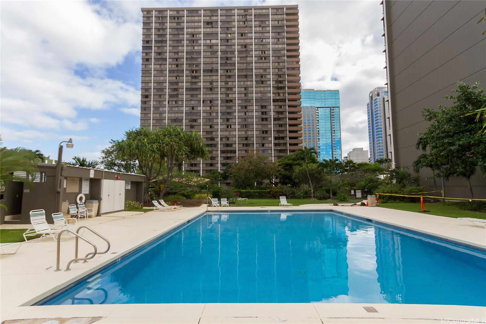 Kukui Plaza condo # E1313, Honolulu, Hawaii - photo 20 of 25