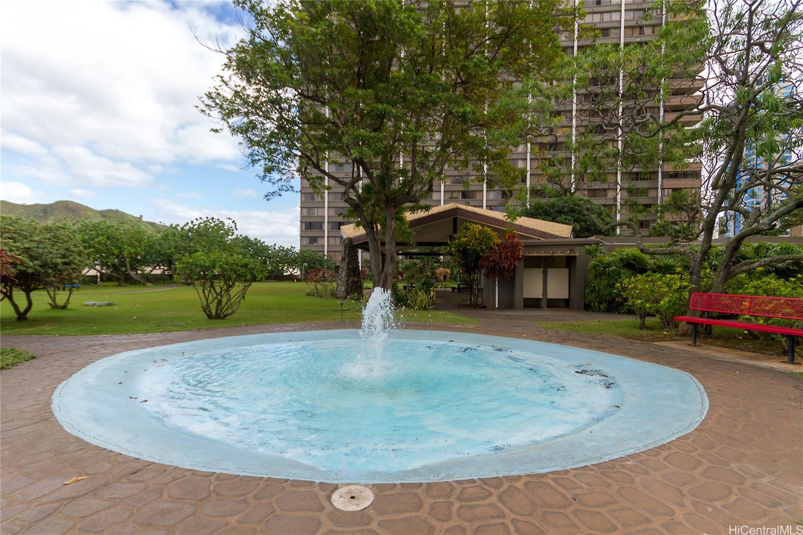 Kukui Plaza condo # E1313, Honolulu, Hawaii - photo 21 of 25