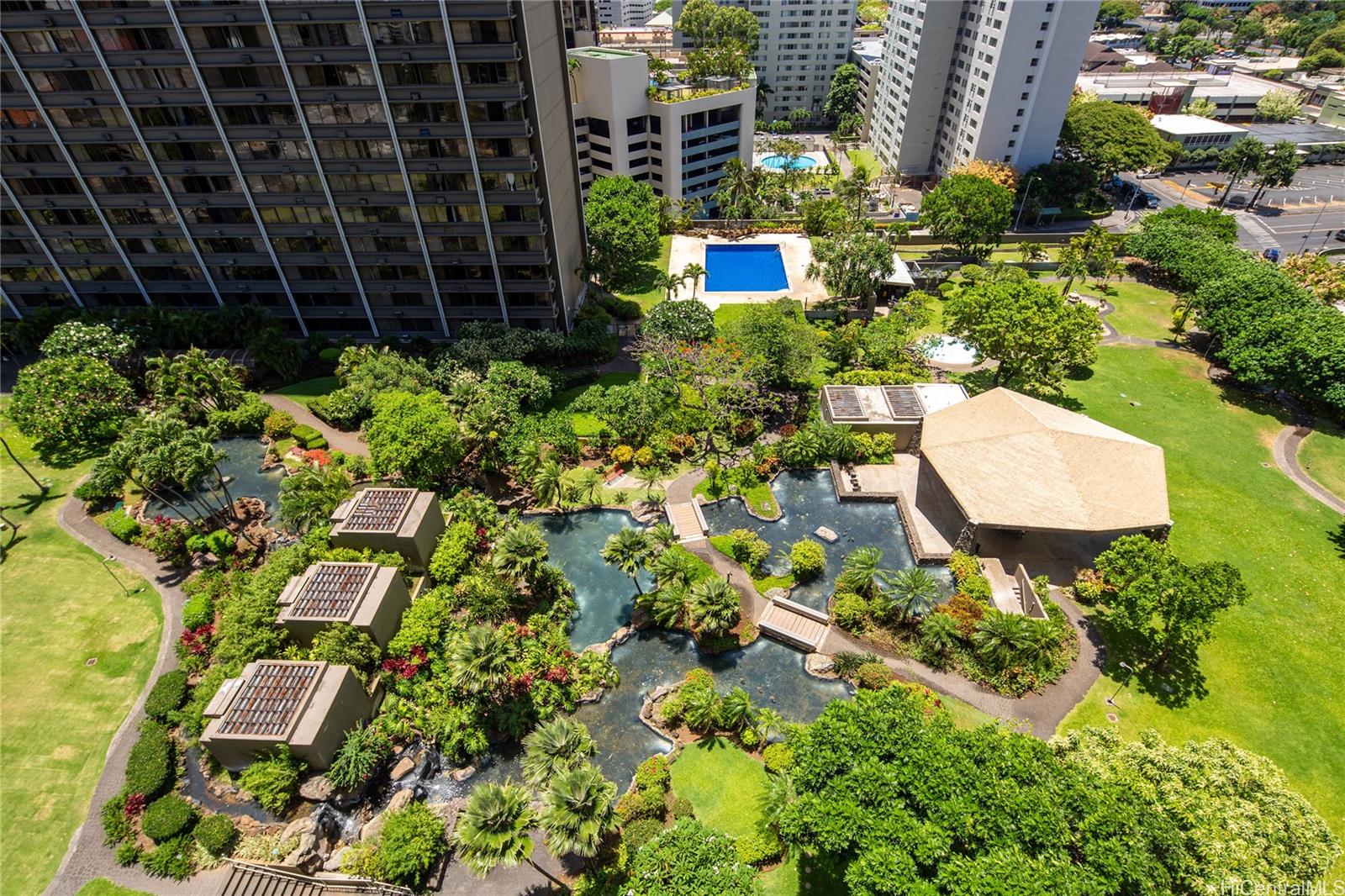 Kukui Plaza condo # E1313, Honolulu, Hawaii - photo 22 of 25