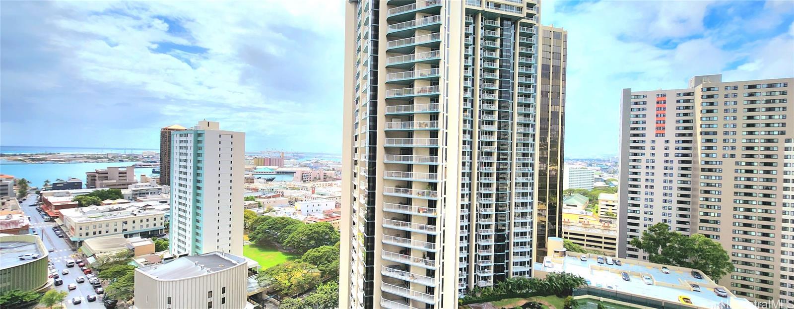 Kukui Plaza condo # E2012, Honolulu, Hawaii - photo 6 of 19