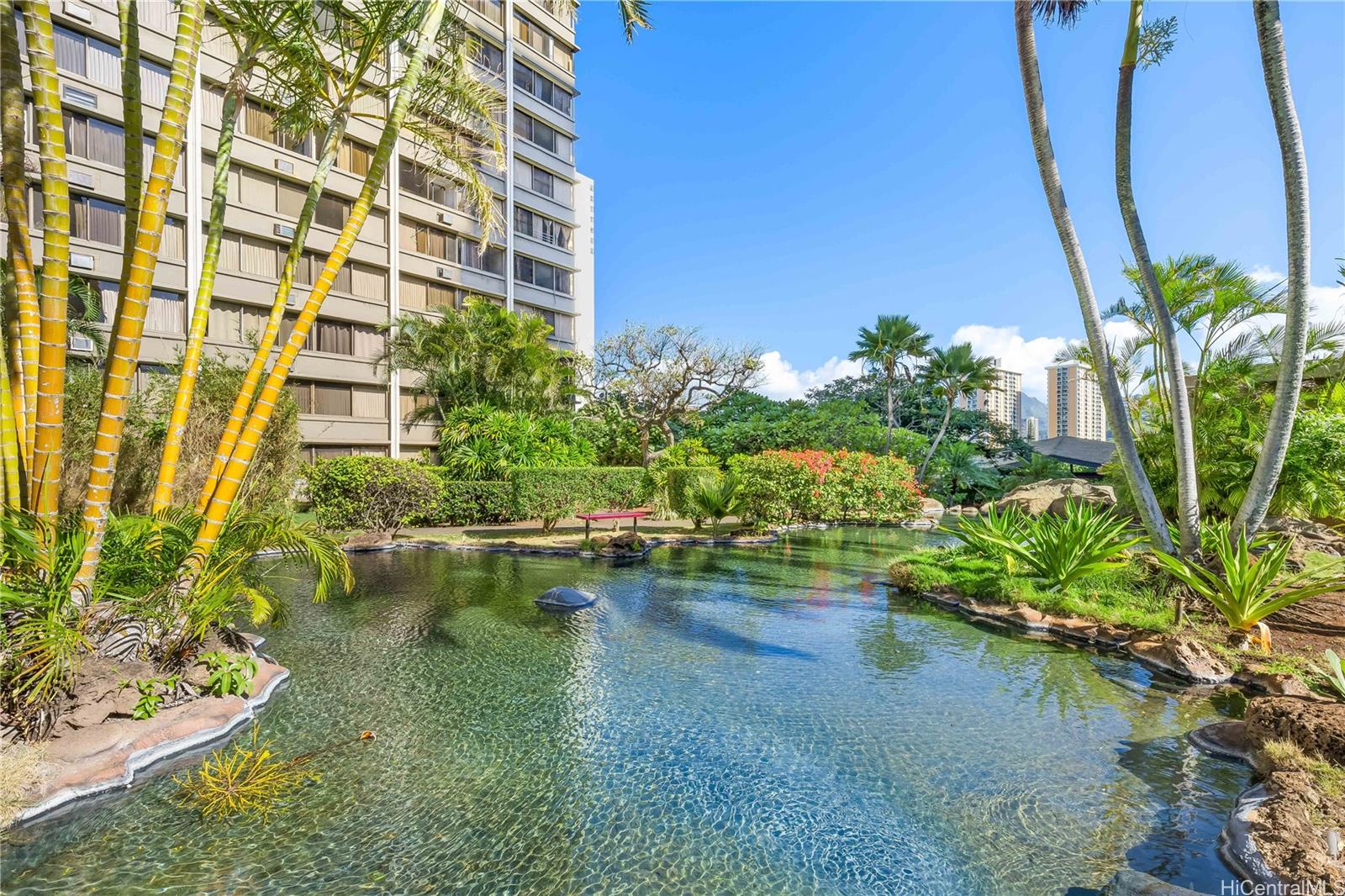 Kukui Plaza condo # E2107, Honolulu, Hawaii - photo 17 of 25