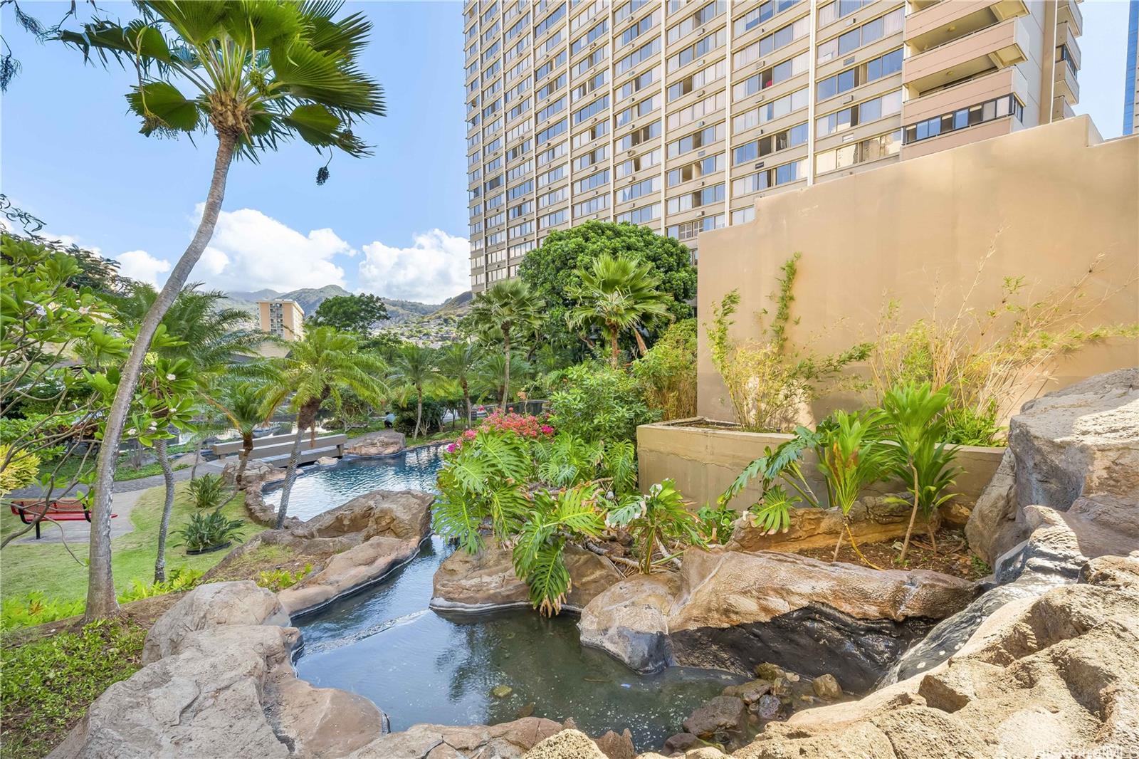 Kukui Plaza condo # E2107, Honolulu, Hawaii - photo 18 of 25