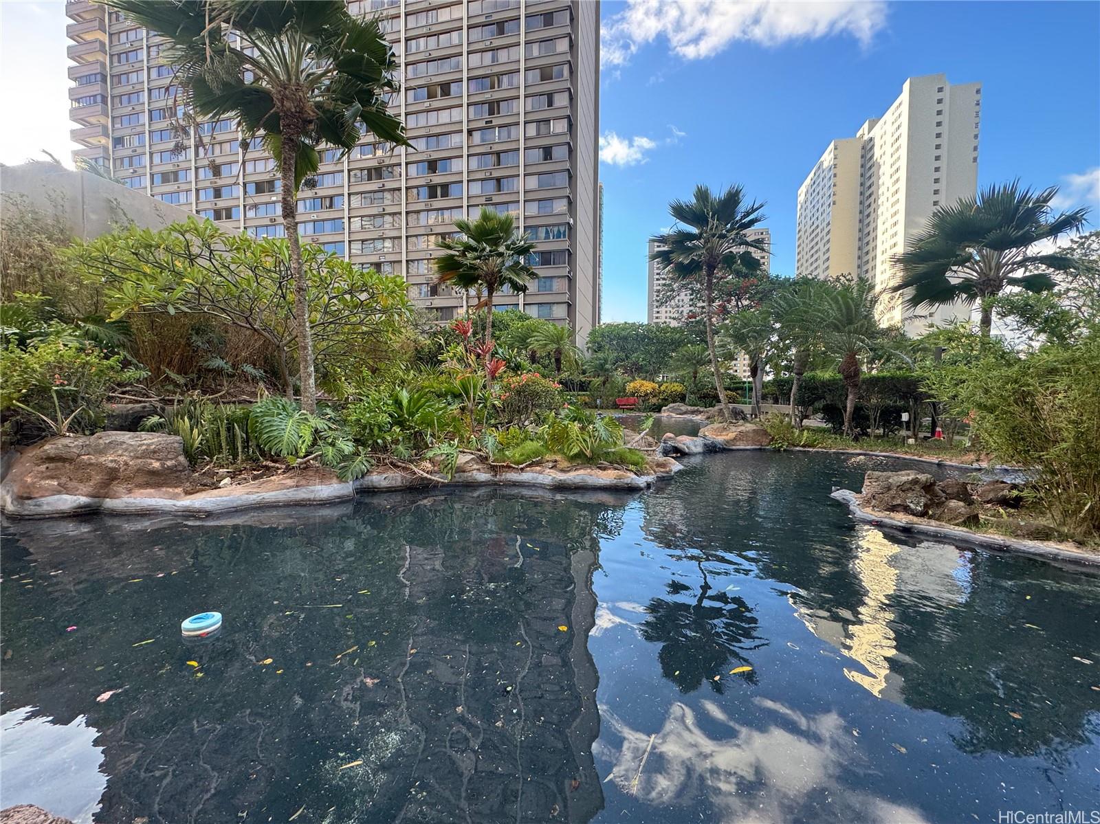 Kukui Plaza condo # E2211, Honolulu, Hawaii - photo 15 of 18