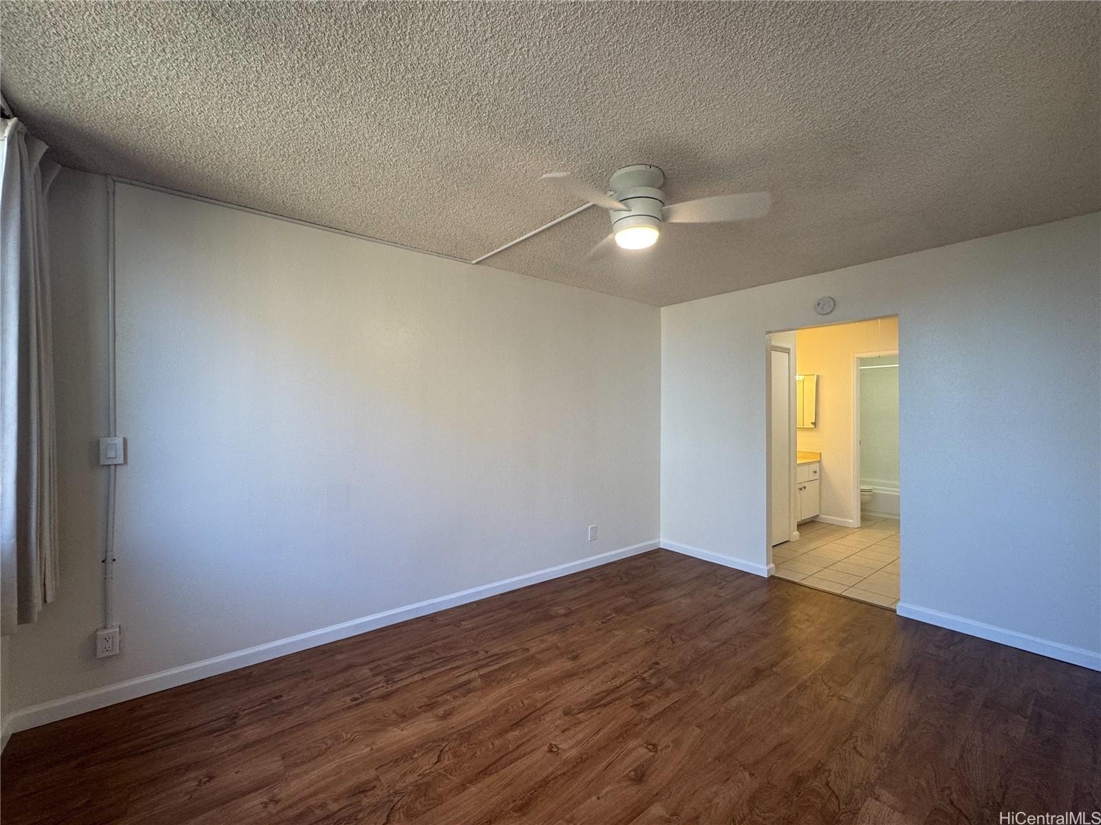 Kukui Plaza condo # E2211, Honolulu, Hawaii - photo 8 of 18