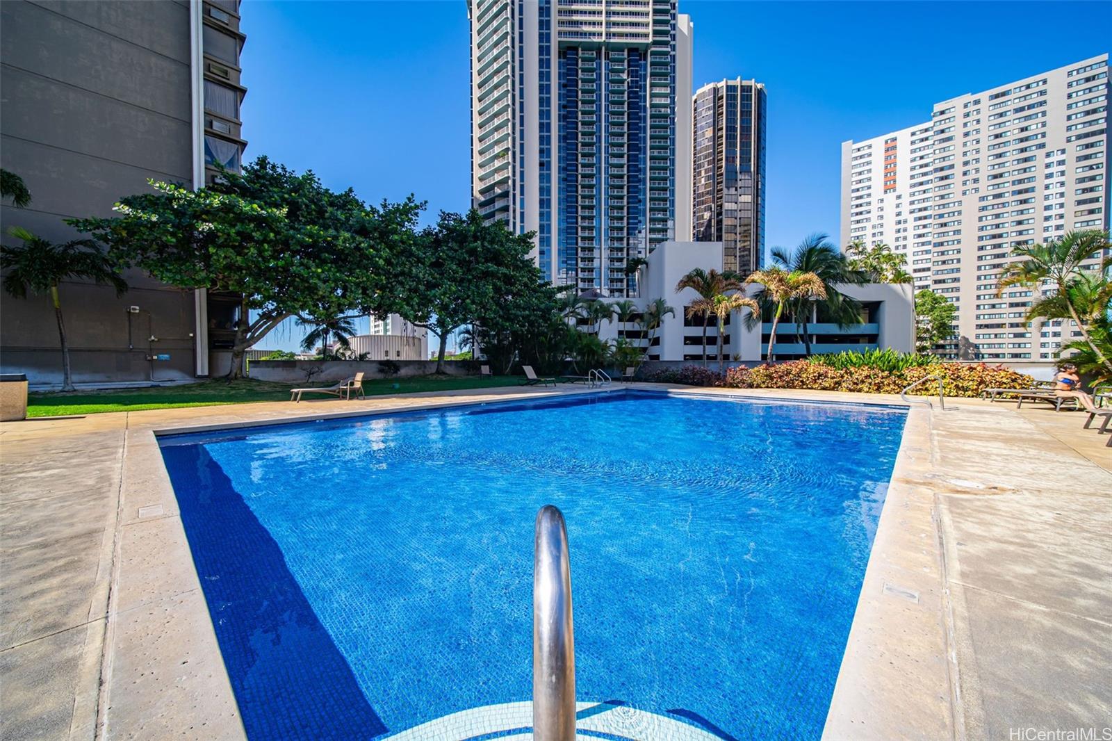 Kukui Plaza condo # E2712, Honolulu, Hawaii - photo 12 of 19