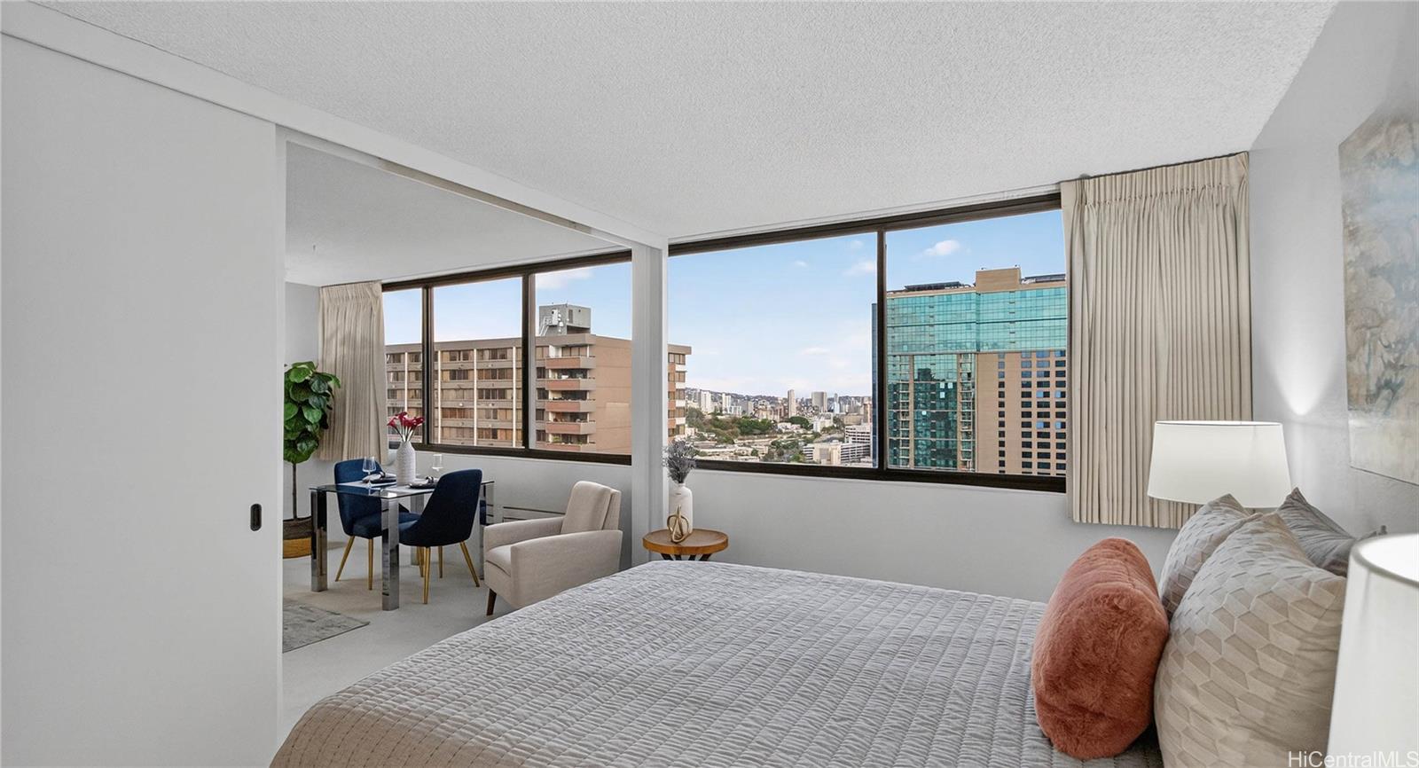 Kukui Plaza condo # E3003, Honolulu, Hawaii - photo 11 of 25