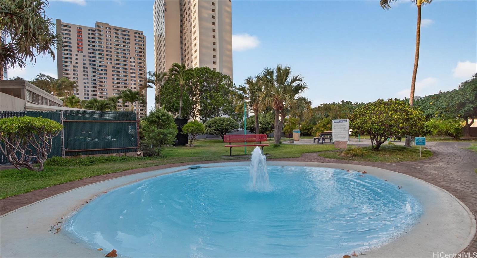 Kukui Plaza condo # E3003, Honolulu, Hawaii - photo 19 of 25