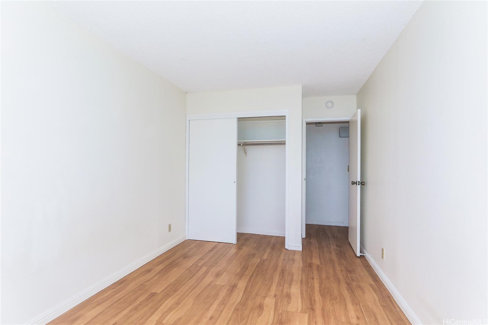 Kukui Plaza condo # E3014, Honolulu, Hawaii - photo 15 of 25