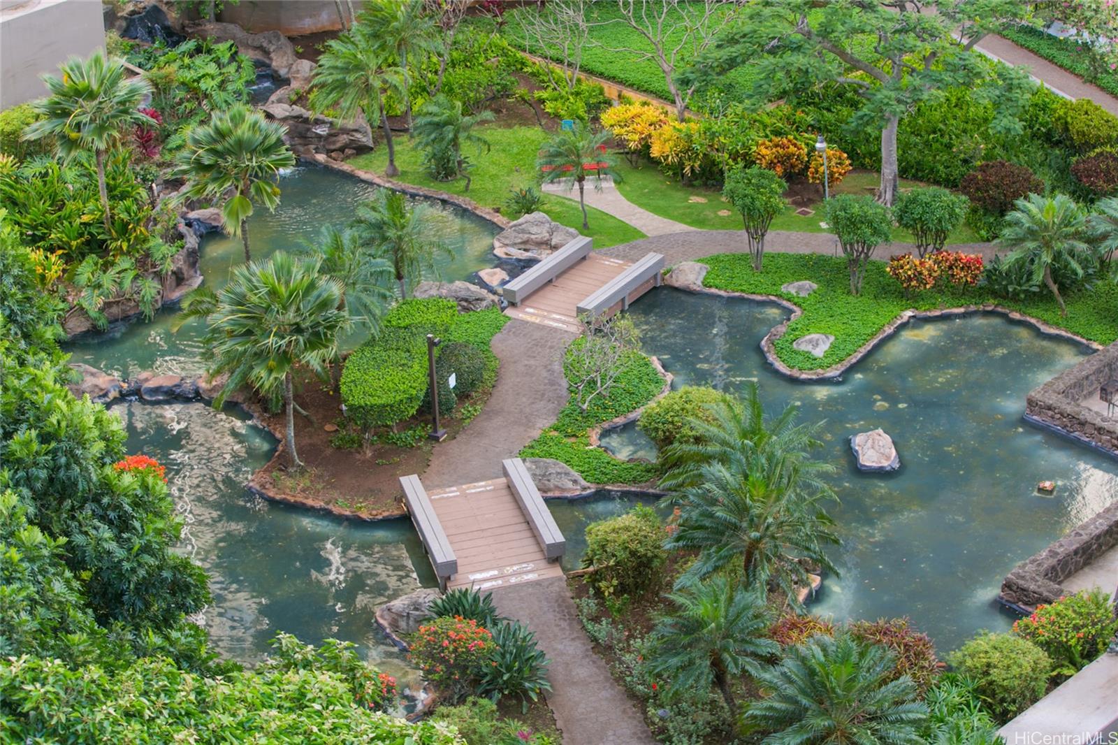 Kukui Plaza condo # E3014, Honolulu, Hawaii - photo 20 of 25