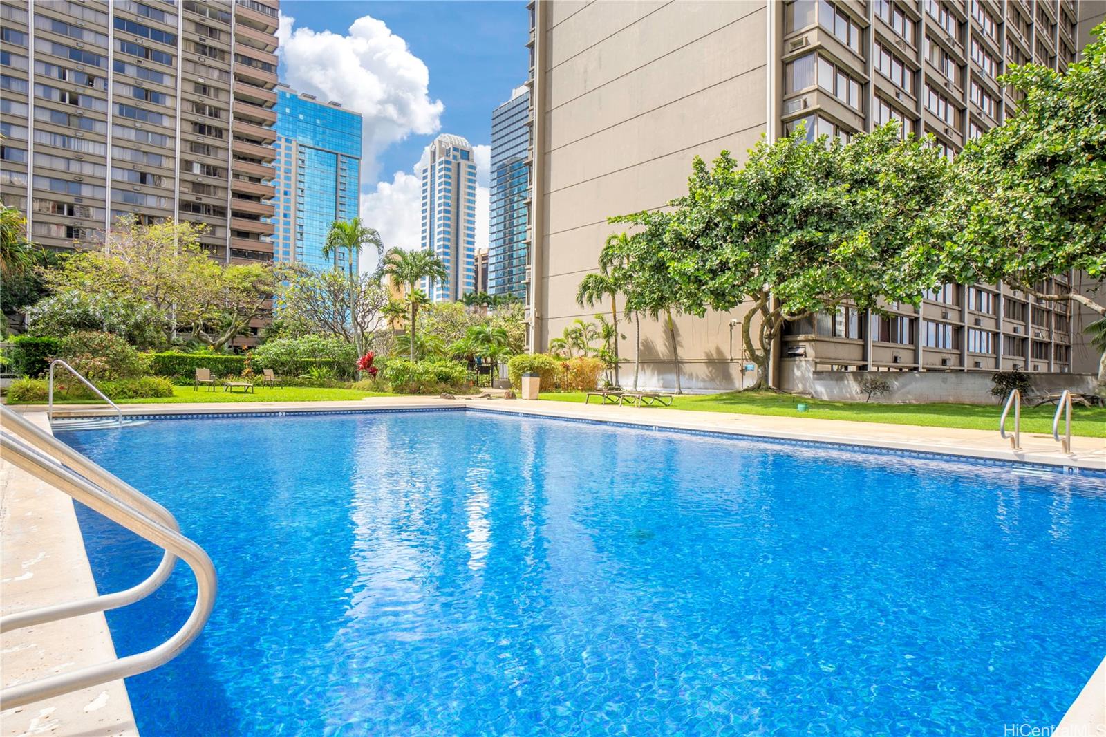 Kukui Plaza condo # E603, Honolulu, Hawaii - photo 16 of 25