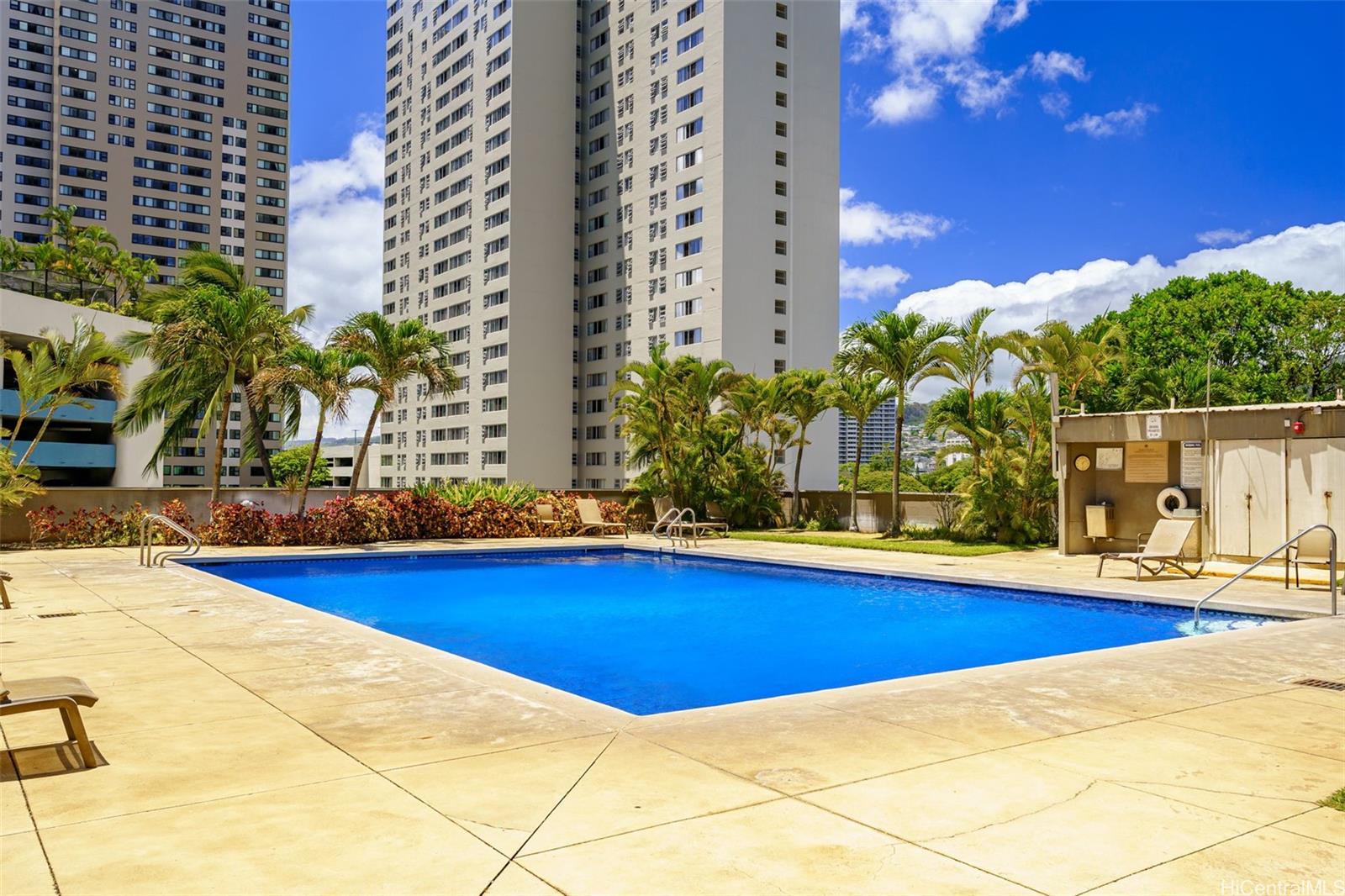 Kukui Plaza condo # E614, Honolulu, Hawaii - photo 18 of 22