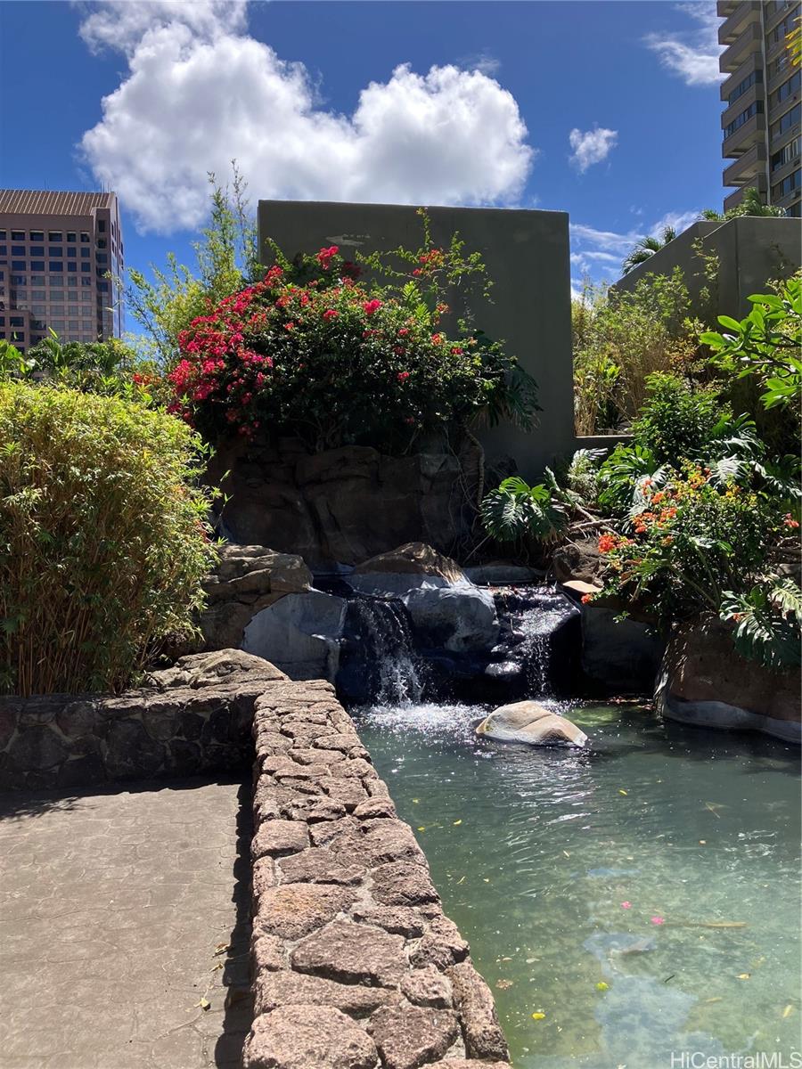 Kukui Plaza condo # E810, Honolulu, Hawaii - photo 13 of 14