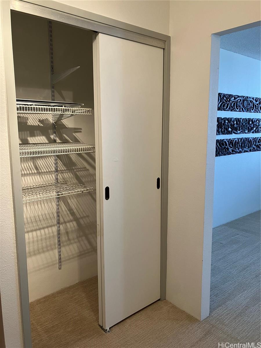 Kukui Plaza condo # E810, Honolulu, Hawaii - photo 5 of 14