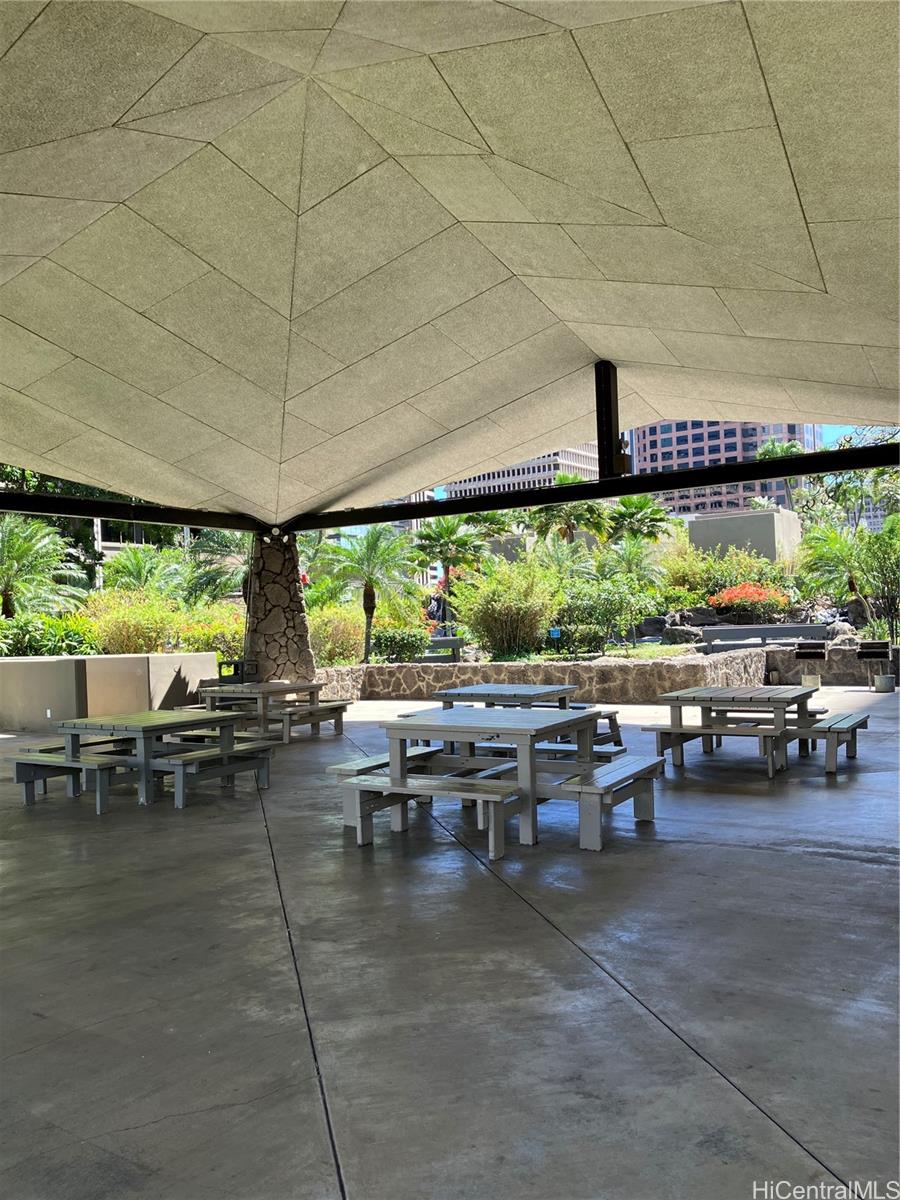 Kukui Plaza condo # E810, Honolulu, Hawaii - photo 10 of 14