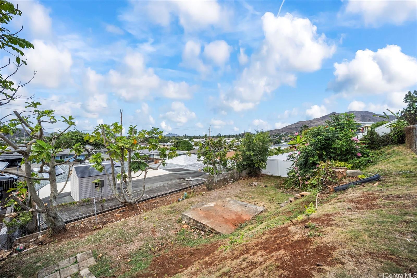 1256  Manulani Street Keolu Hills, Kailua home - photo 17 of 24