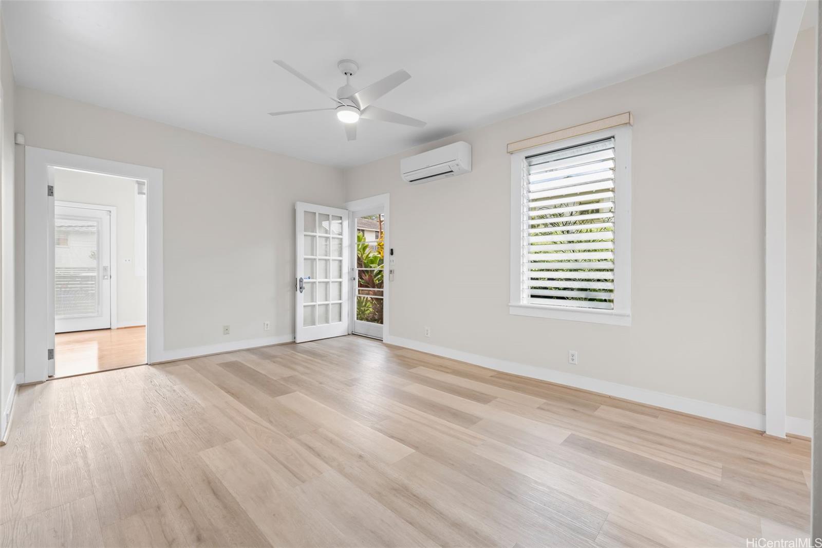 1259  Center Street Wilhelmina, Diamond Head home - photo 5 of 23