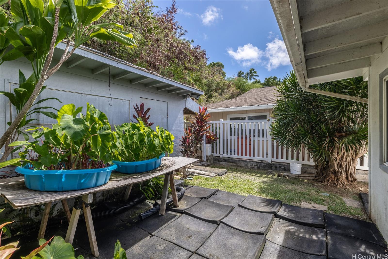 1260  Loho Street Keolu Hills, Kailua home - photo 14 of 17