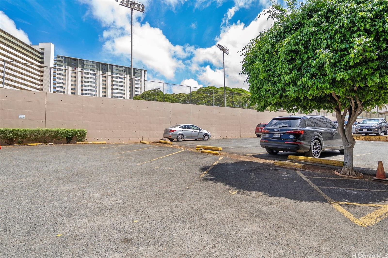 1260 Richard Ln condo # 506, Honolulu, Hawaii - photo 16 of 17