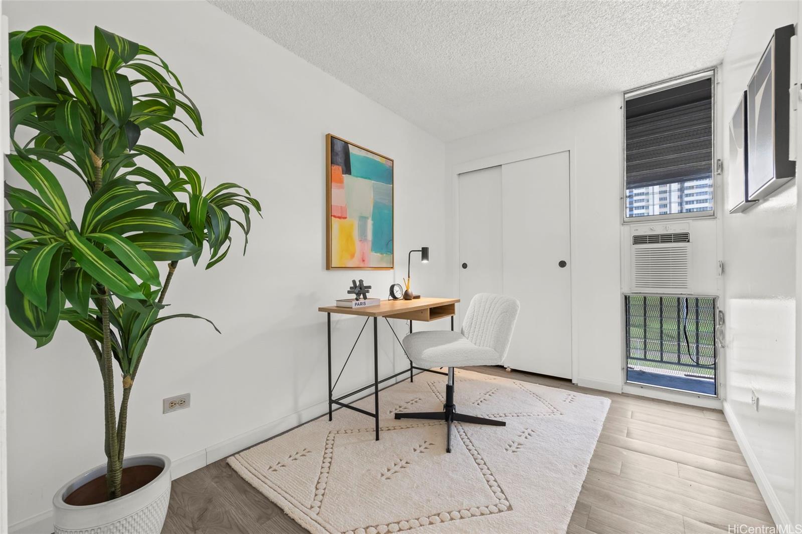 1260 Richard Ln condo # B-404, Honolulu, Hawaii - photo 14 of 25