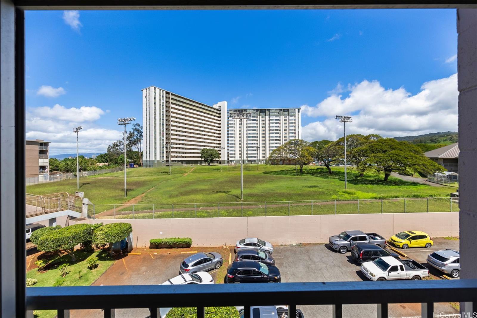 1260 Richard Ln condo # B-404, Honolulu, Hawaii - photo 17 of 25