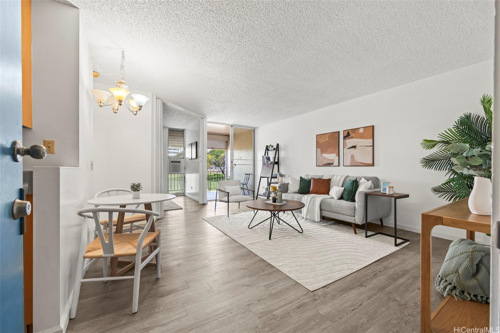 1260 Richard Ln condo # B-404, Honolulu, Hawaii - photo 3 of 25