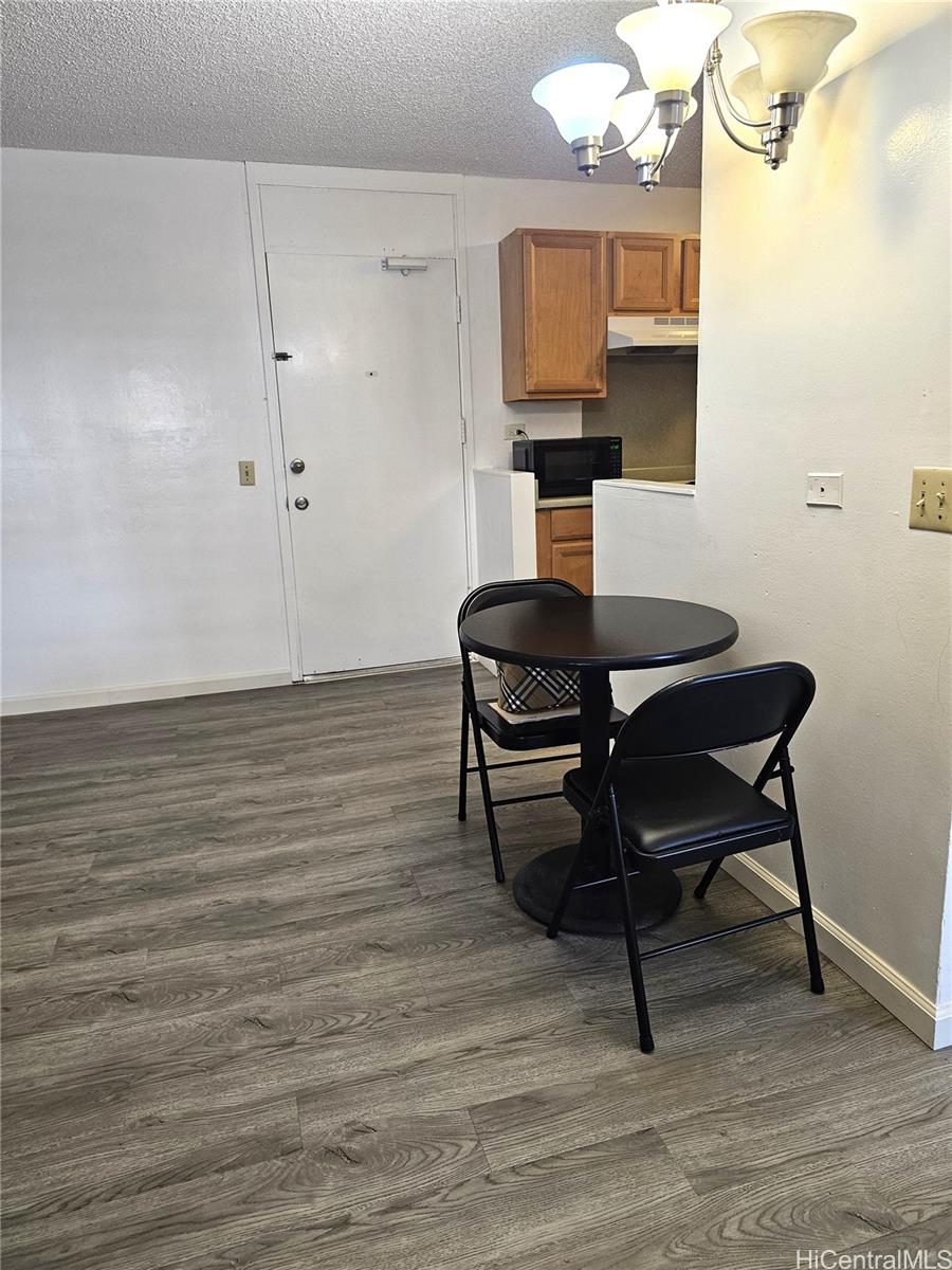 1260 Richard Ln condo # B-404, Honolulu, Hawaii - photo 7 of 13