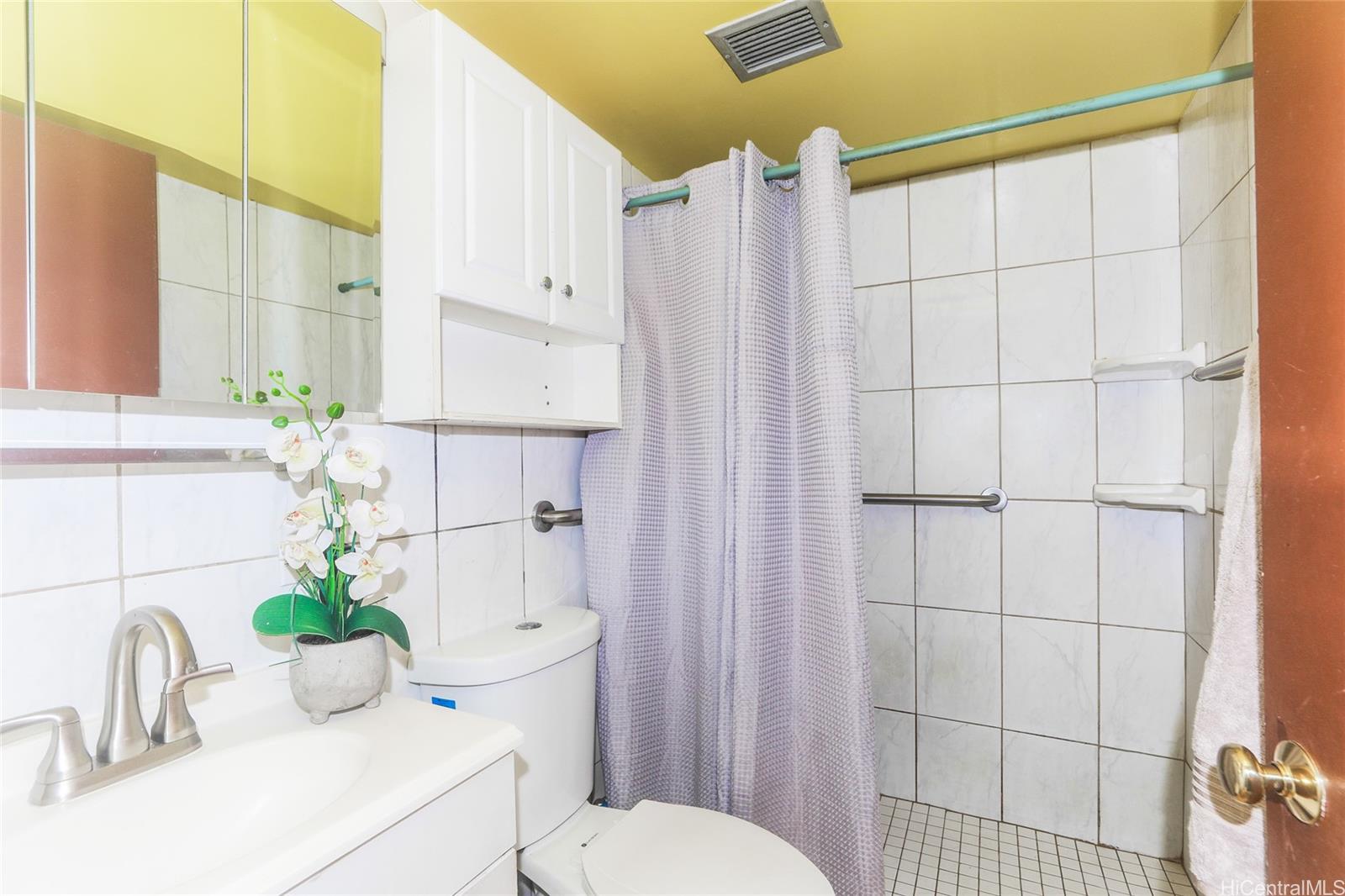 1260 Richard Ln condo # B601, Honolulu, Hawaii - photo 12 of 17