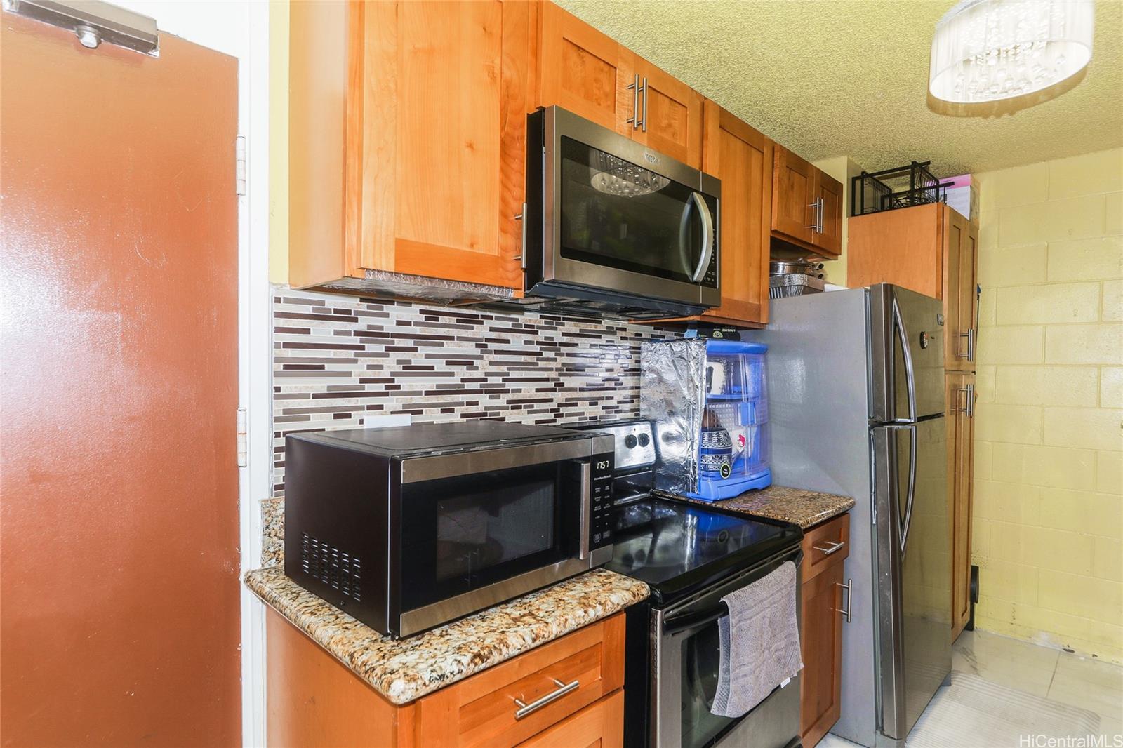 1260 Richard Ln condo # B601, Honolulu, Hawaii - photo 9 of 17
