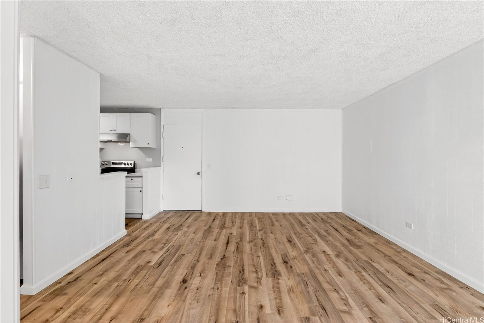 1260 Richard Ln condo # B-602, Honolulu, Hawaii - photo 2 of 23