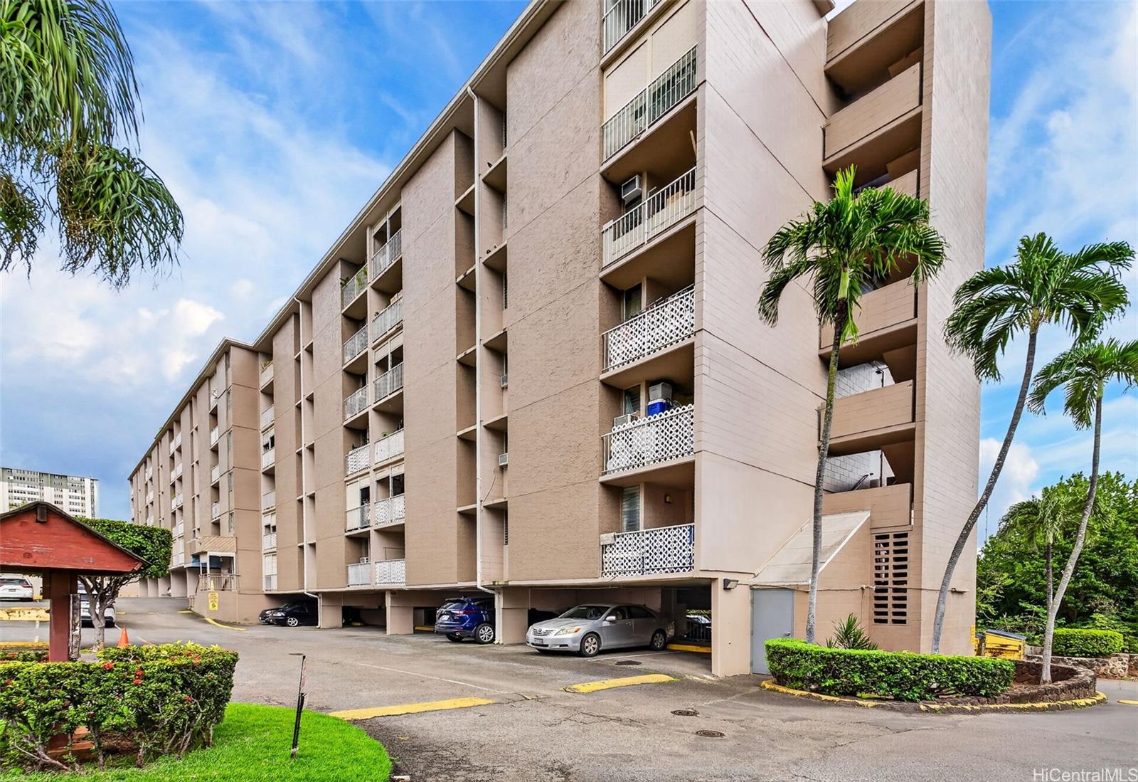1260 Richard Ln condo # B-602, Honolulu, Hawaii - photo 21 of 23