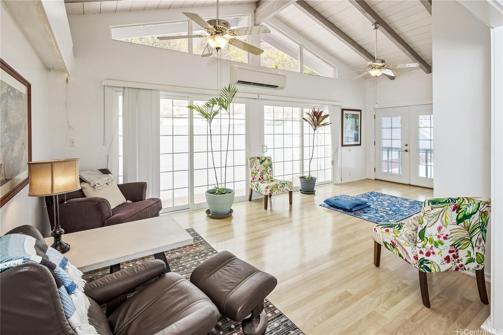 1262  Pihana Street Kalama Valley, Hawaii Kai home - photo 11 of 21