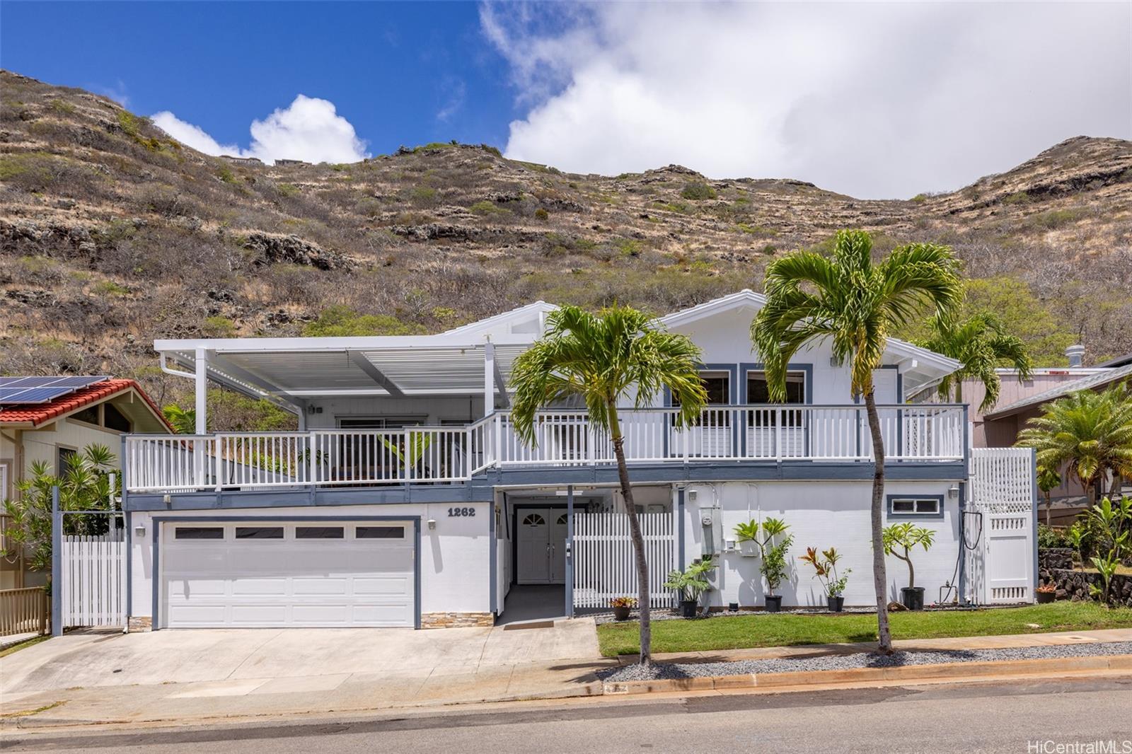 1262  Pihana Street Kalama Valley, Hawaii Kai home - photo 3 of 21