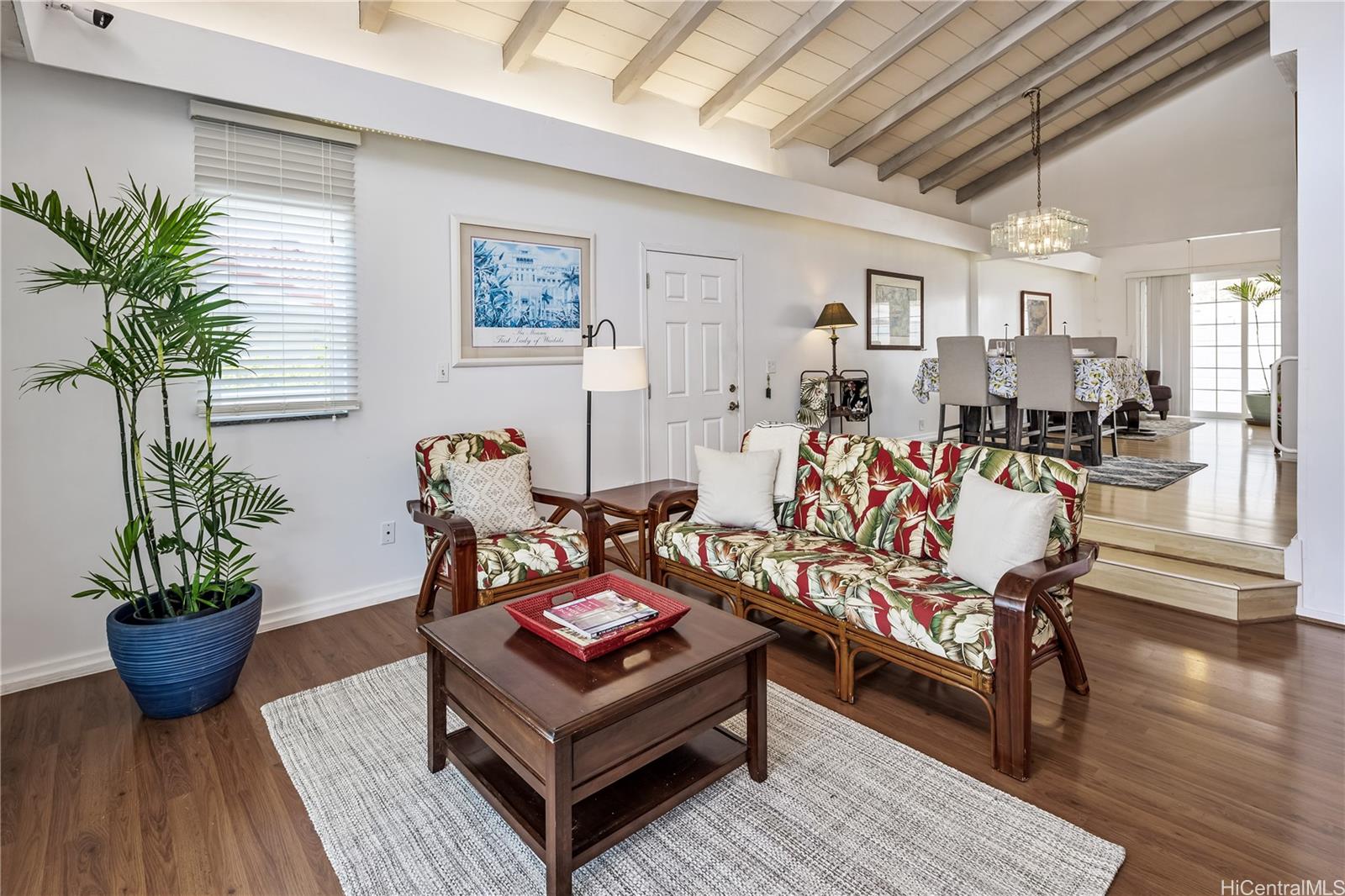 1262  Pihana Street Kalama Valley, Hawaii Kai home - photo 6 of 21