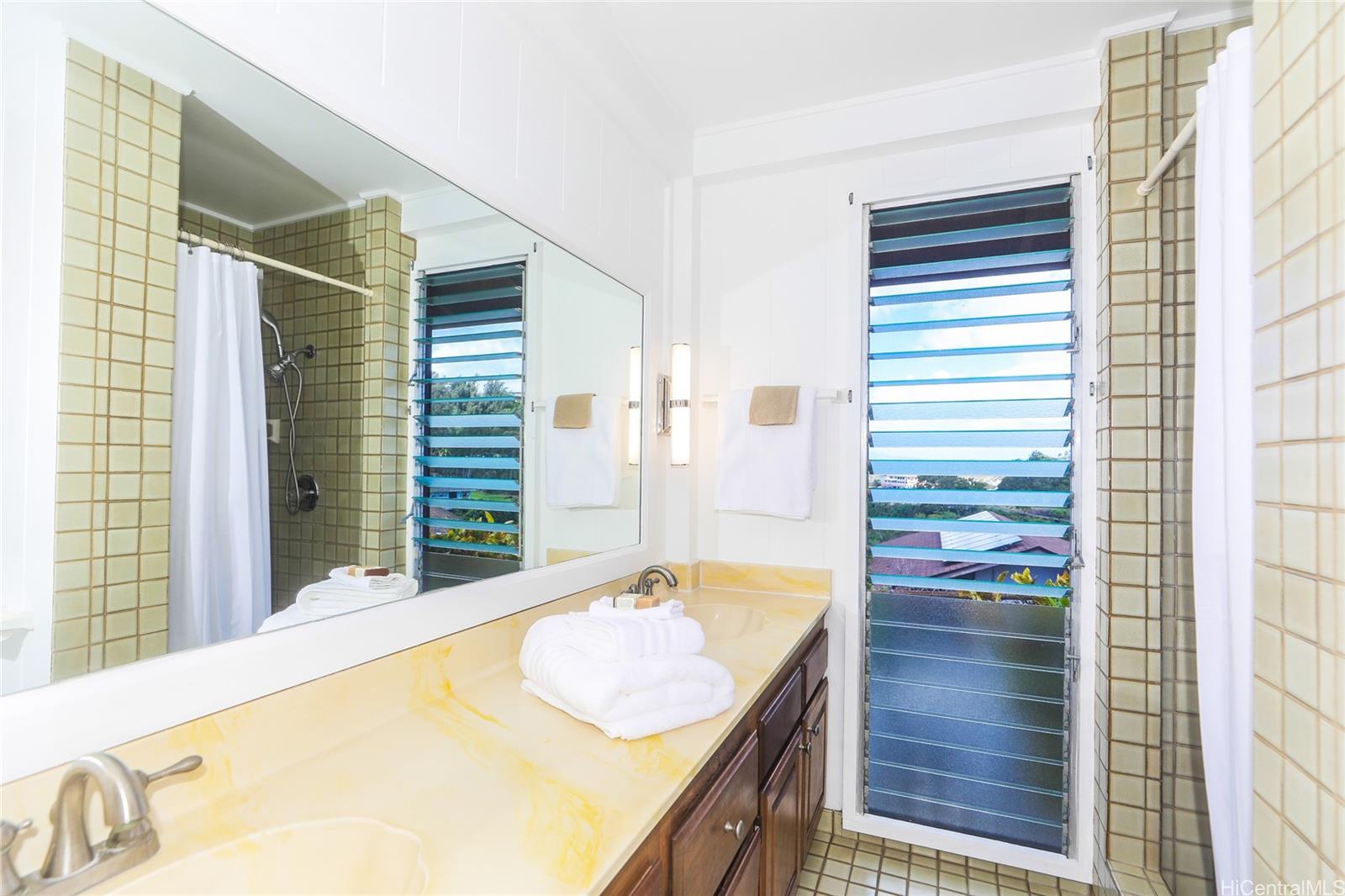 1263  Alewa Drive Alewa Heights, Honolulu home - photo 14 of 24