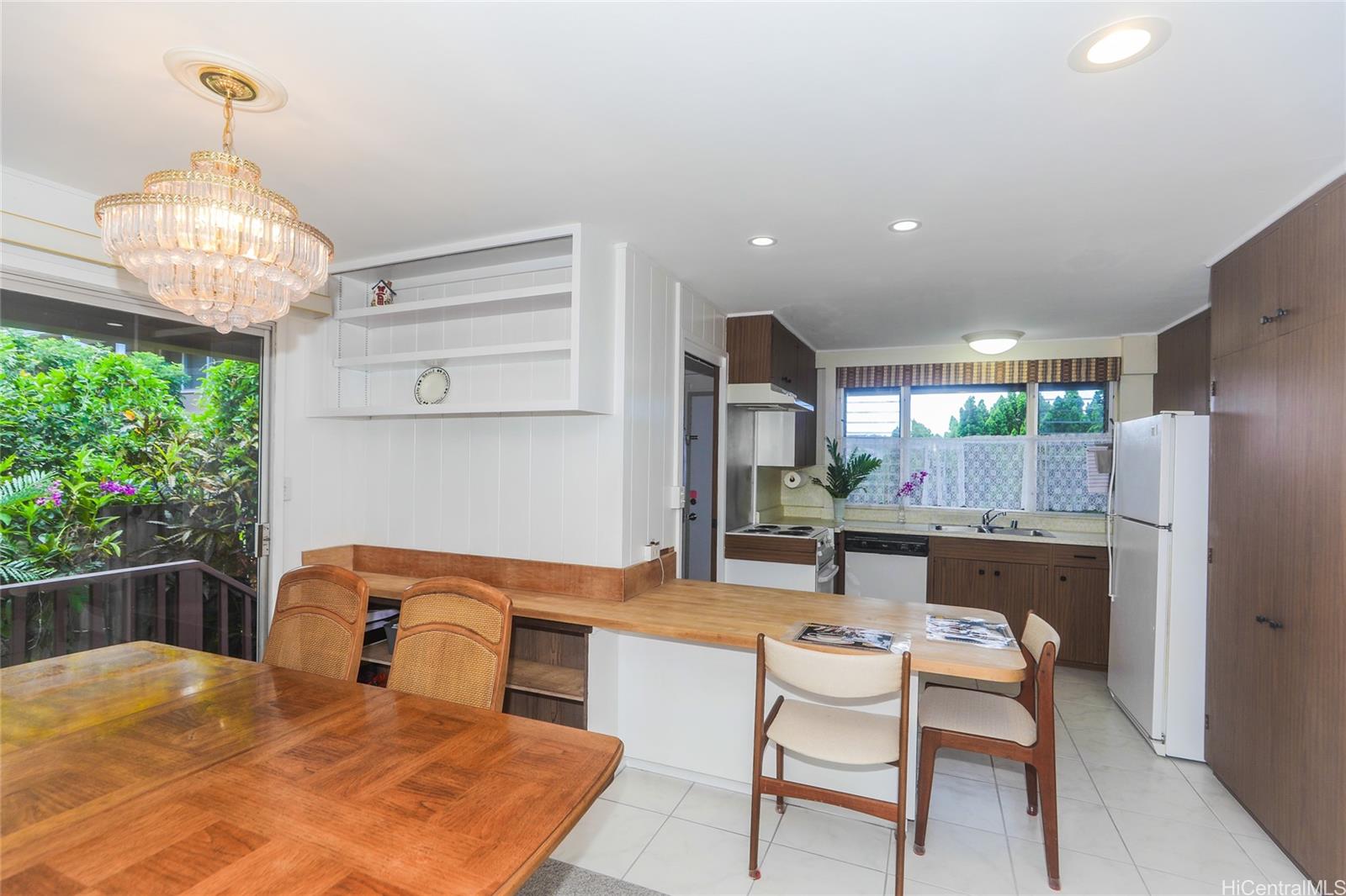 1263  Alewa Drive Alewa Heights, Honolulu home - photo 5 of 24