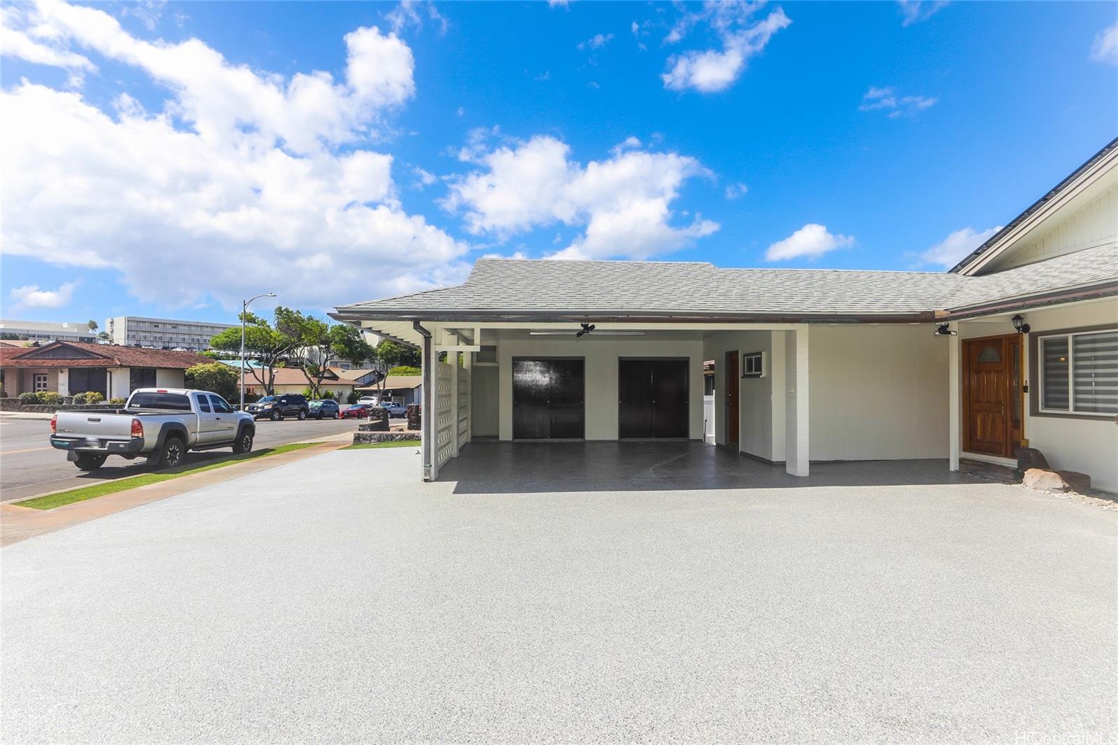 1264  Ala Puumalu Street Salt Lake, Honolulu home - photo 25 of 25